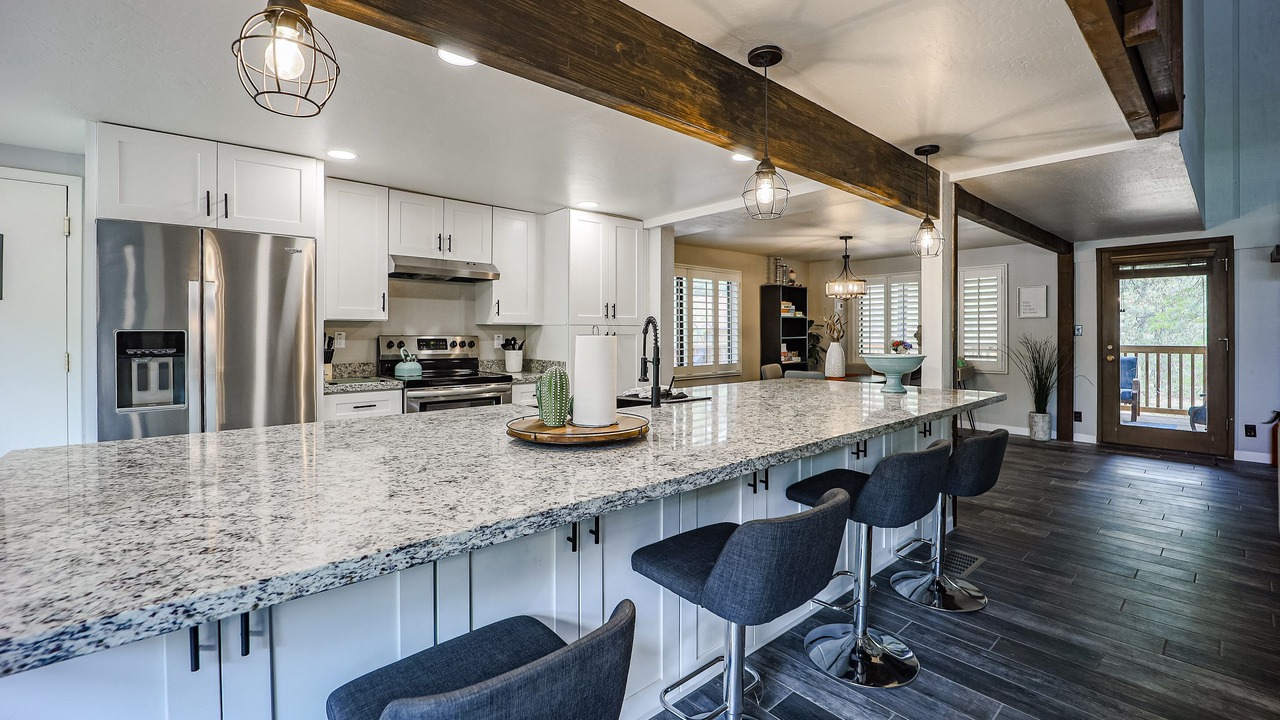 Photo of Kitchen in Munds Park