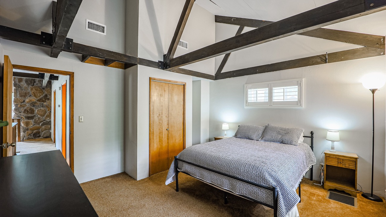 Photo of Bedroom in Munds Park