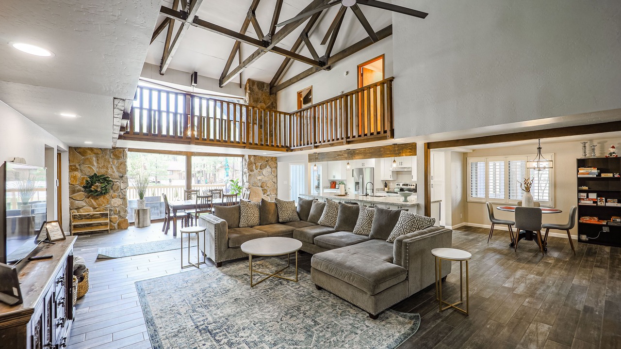 Photo of Livingroom in Munds Park