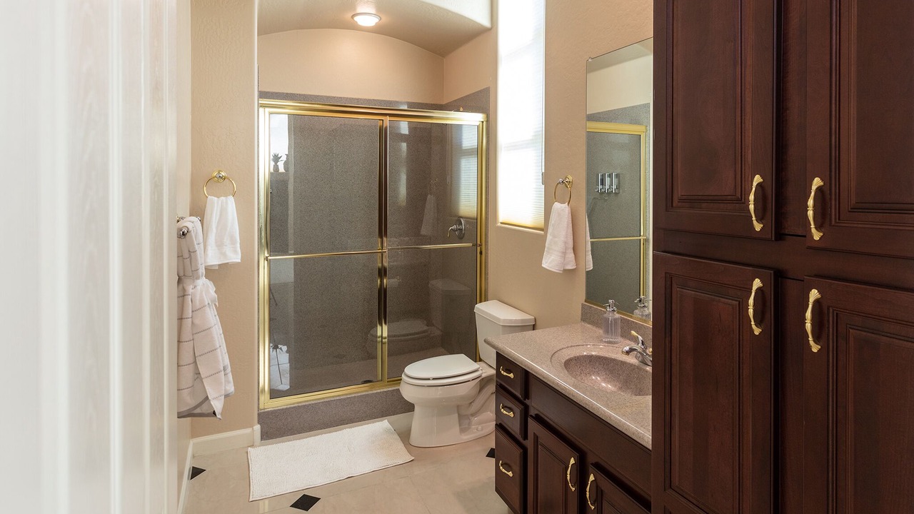 Photo of Bathroom in Palm Valley