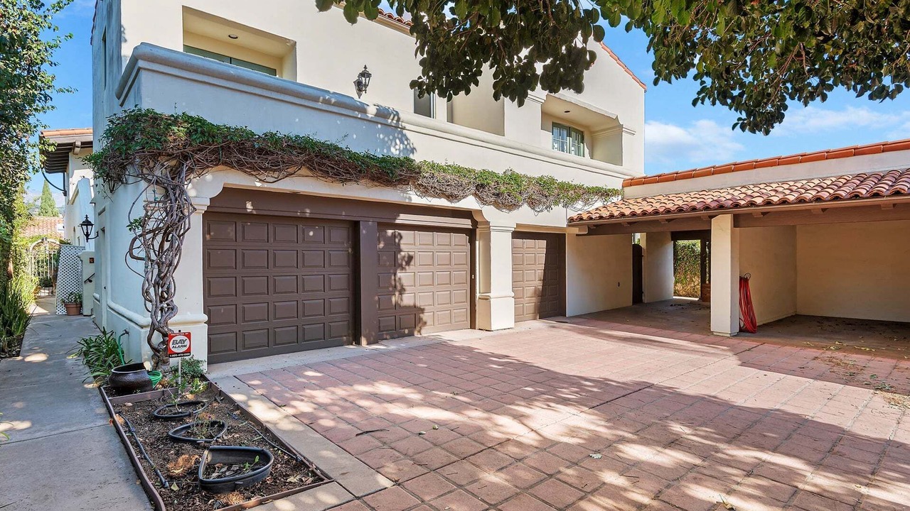 Photo of Outdoor in Laguna