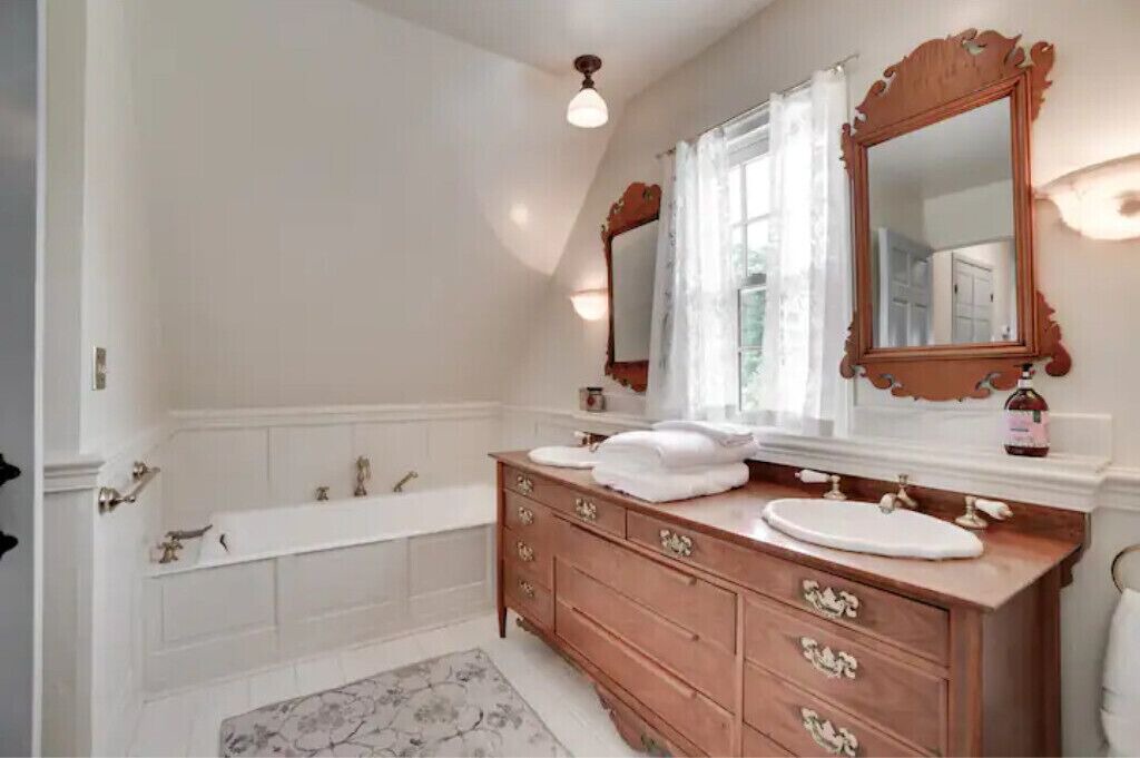 Photo of Bathroom in Chesapeake Ranch Estates-Drum Point