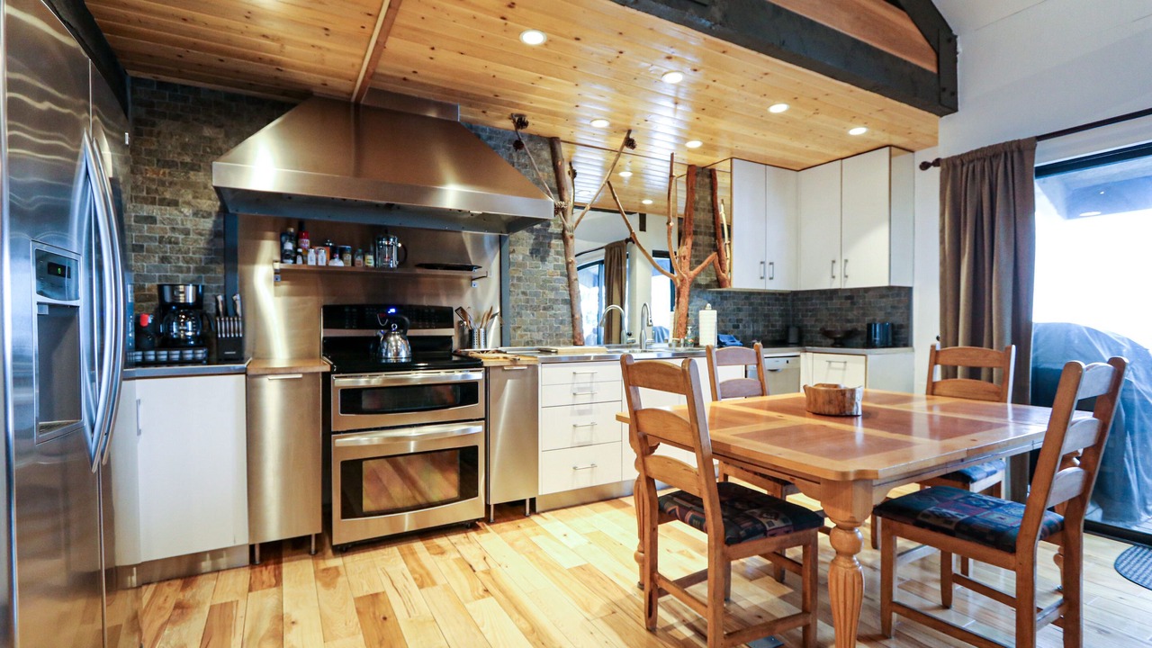 Photo of Kitchen in Majestic Pines