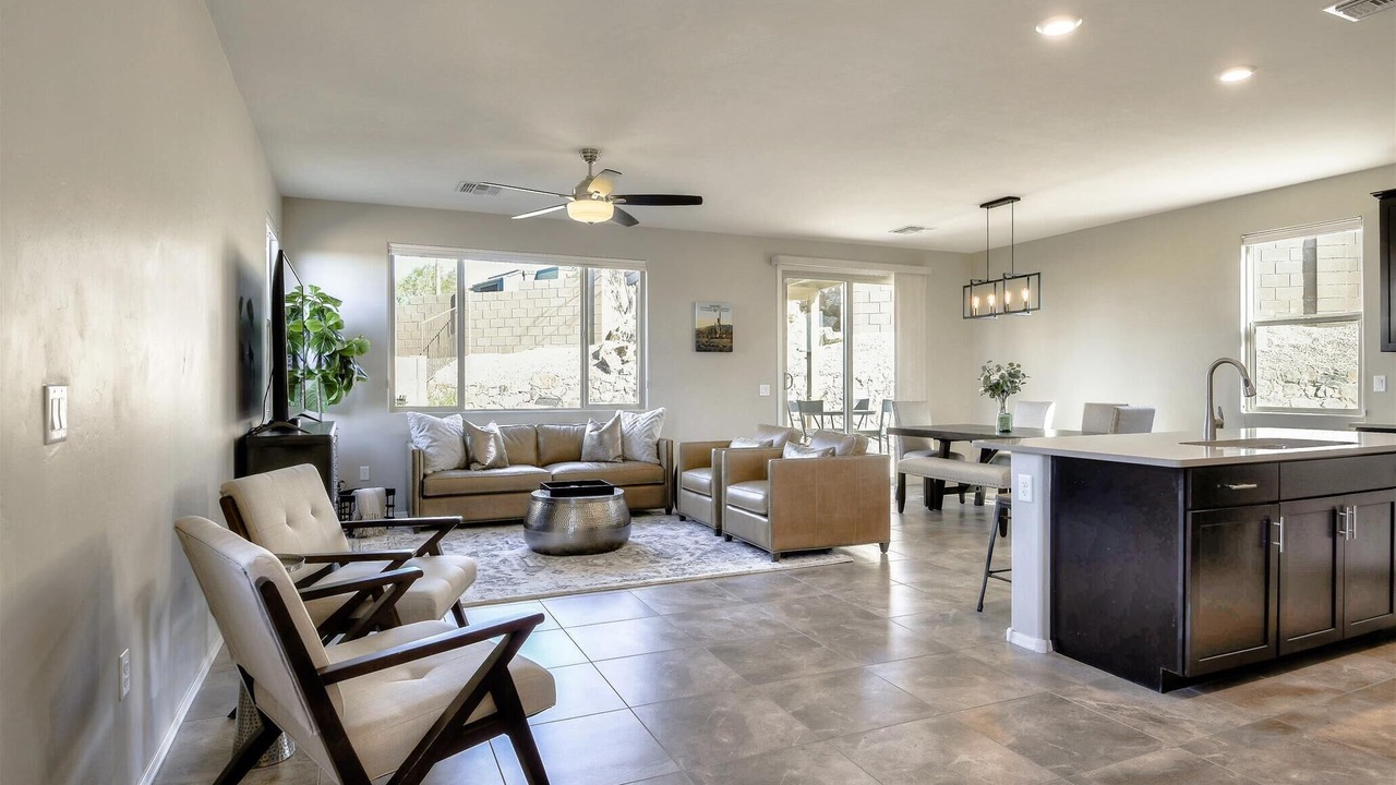 Photo of Livingroom in Casas Adobes