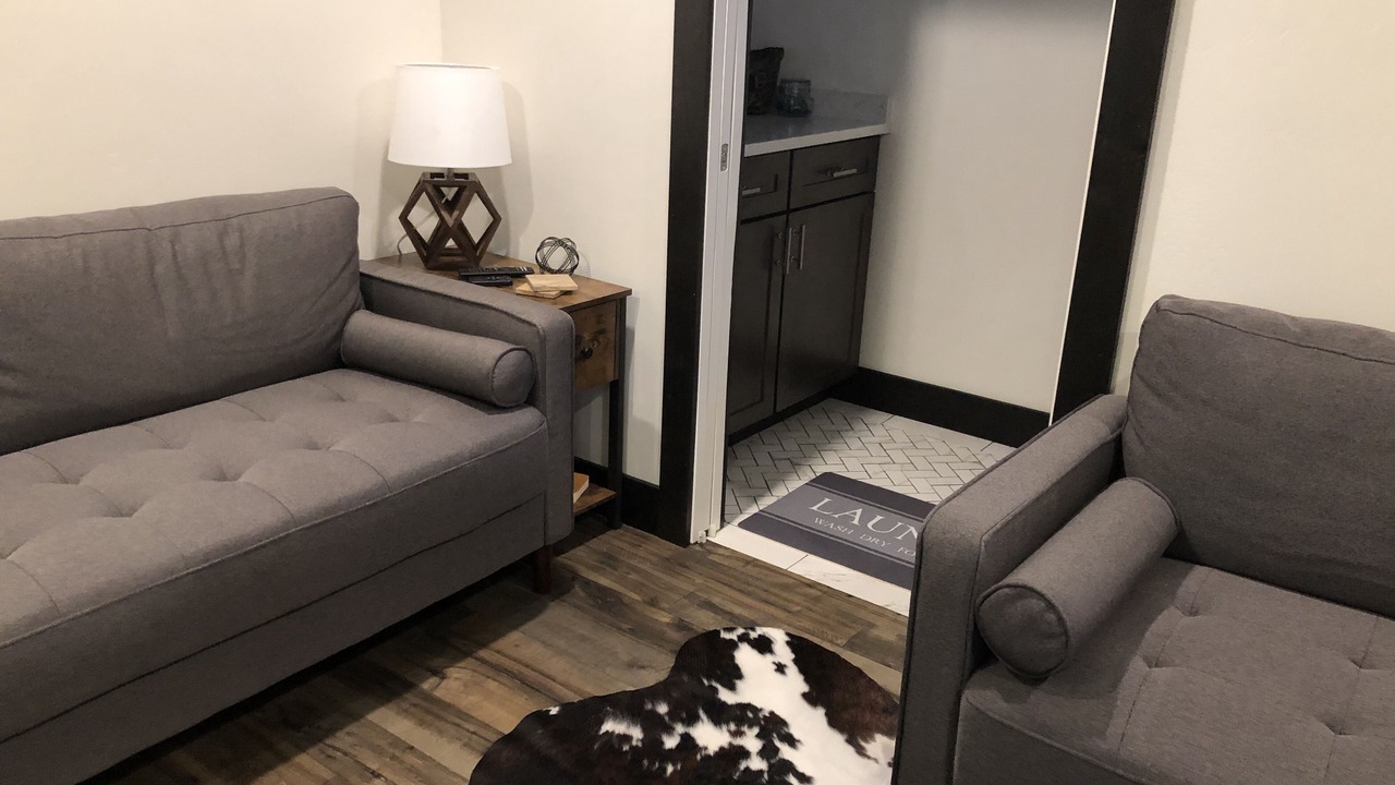 Photo of Livingroom in Riverfront