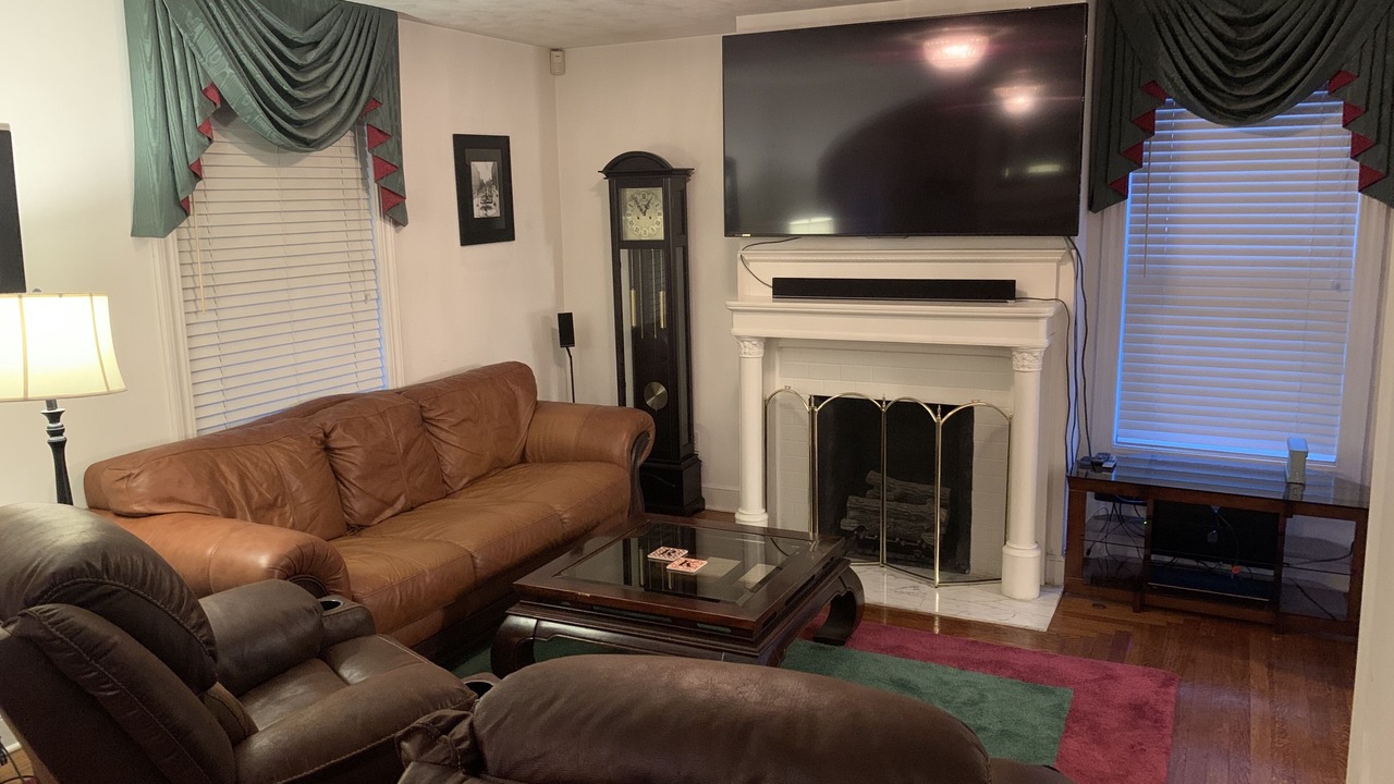 Photo of Livingroom in Charleston