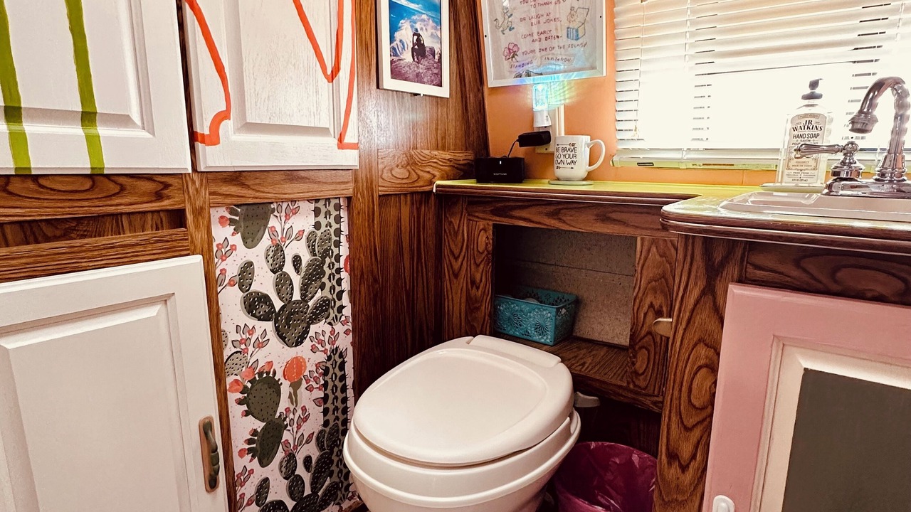 Photo of Bathroom in Dolan Springs