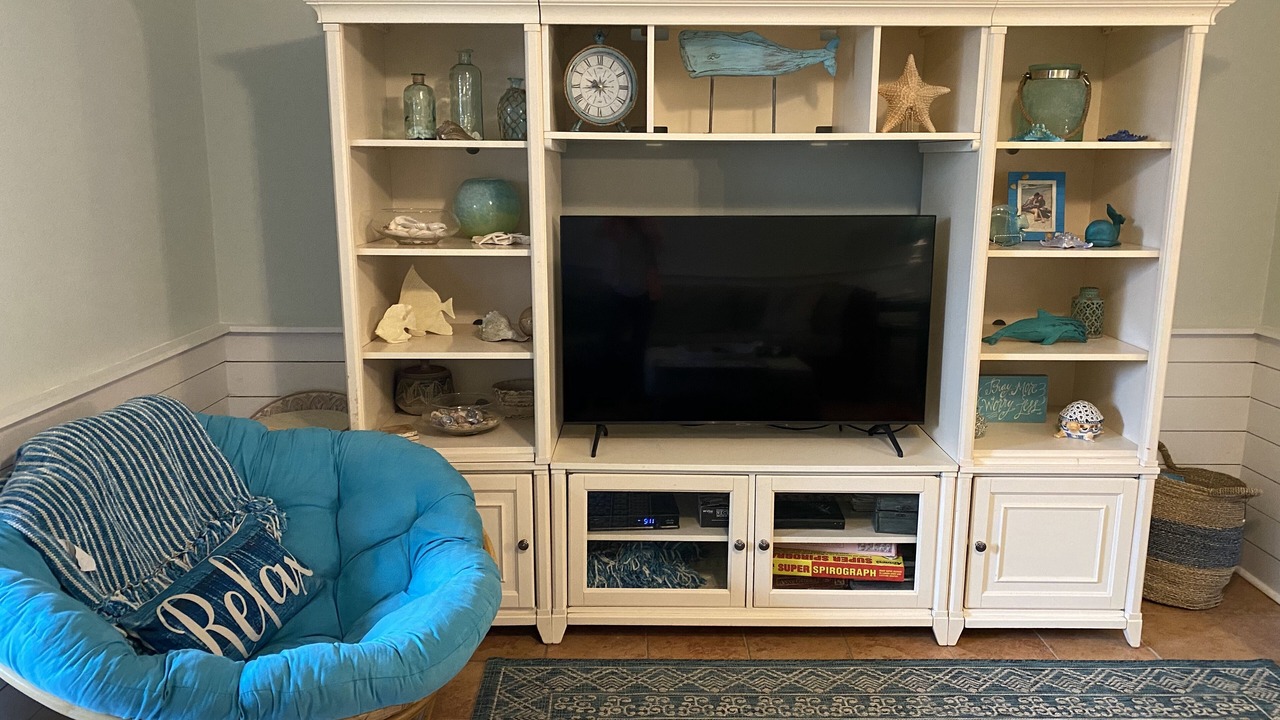 Photo of Bedroom in Pine Knoll Shores