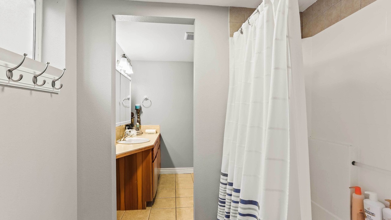 Photo of Bathroom in Winstead Park