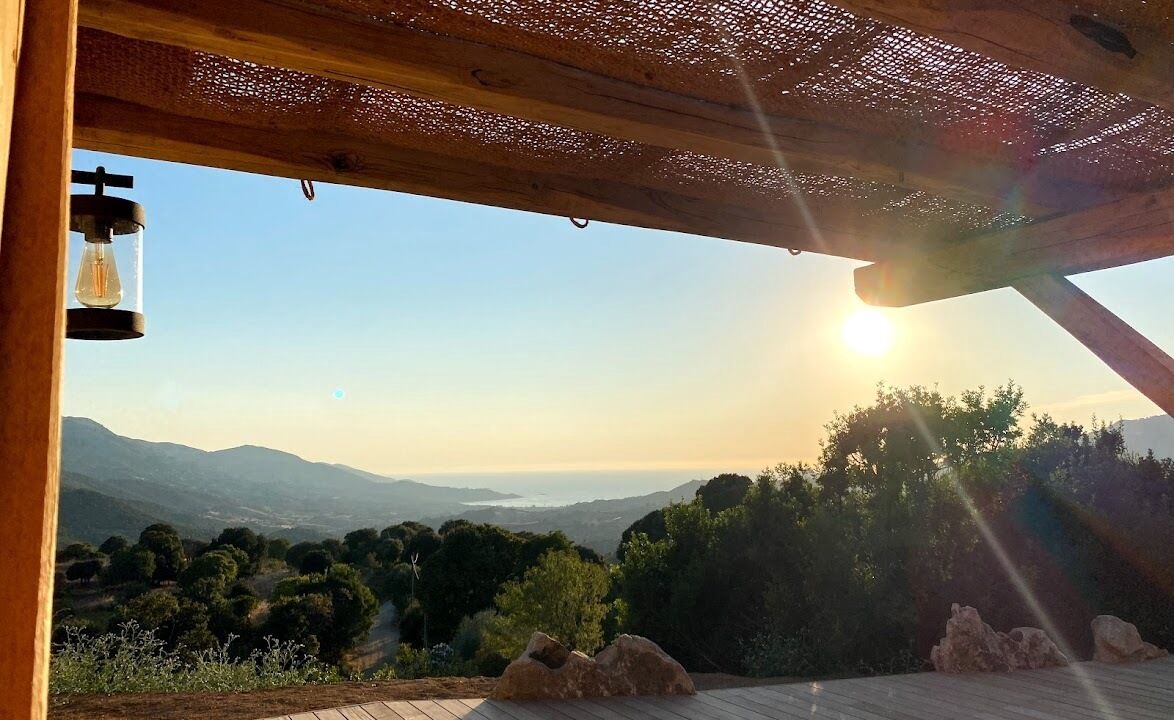 Photo of Patio Balcony in Sari-d'Orcino