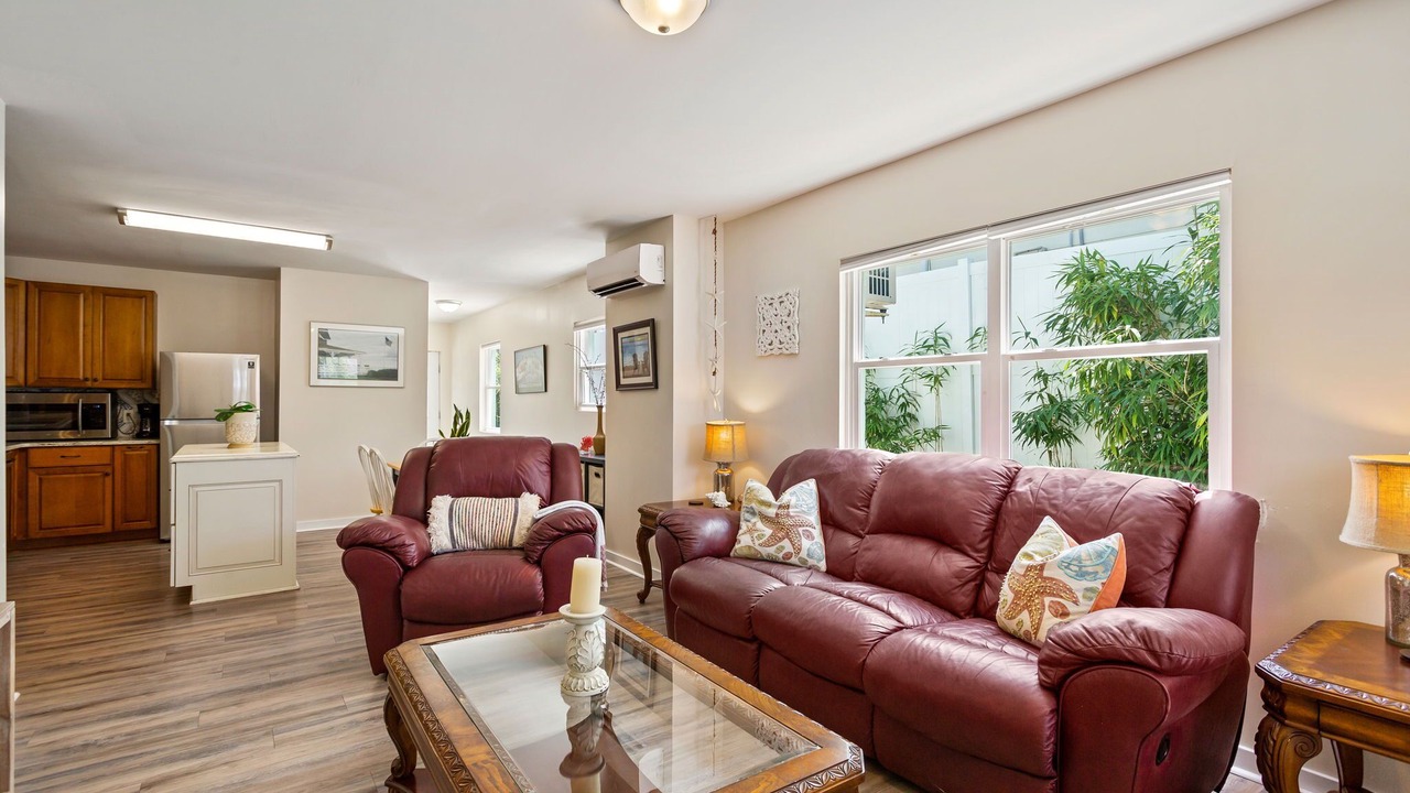 Photo of Livingroom in Northeast Virginia Beach
