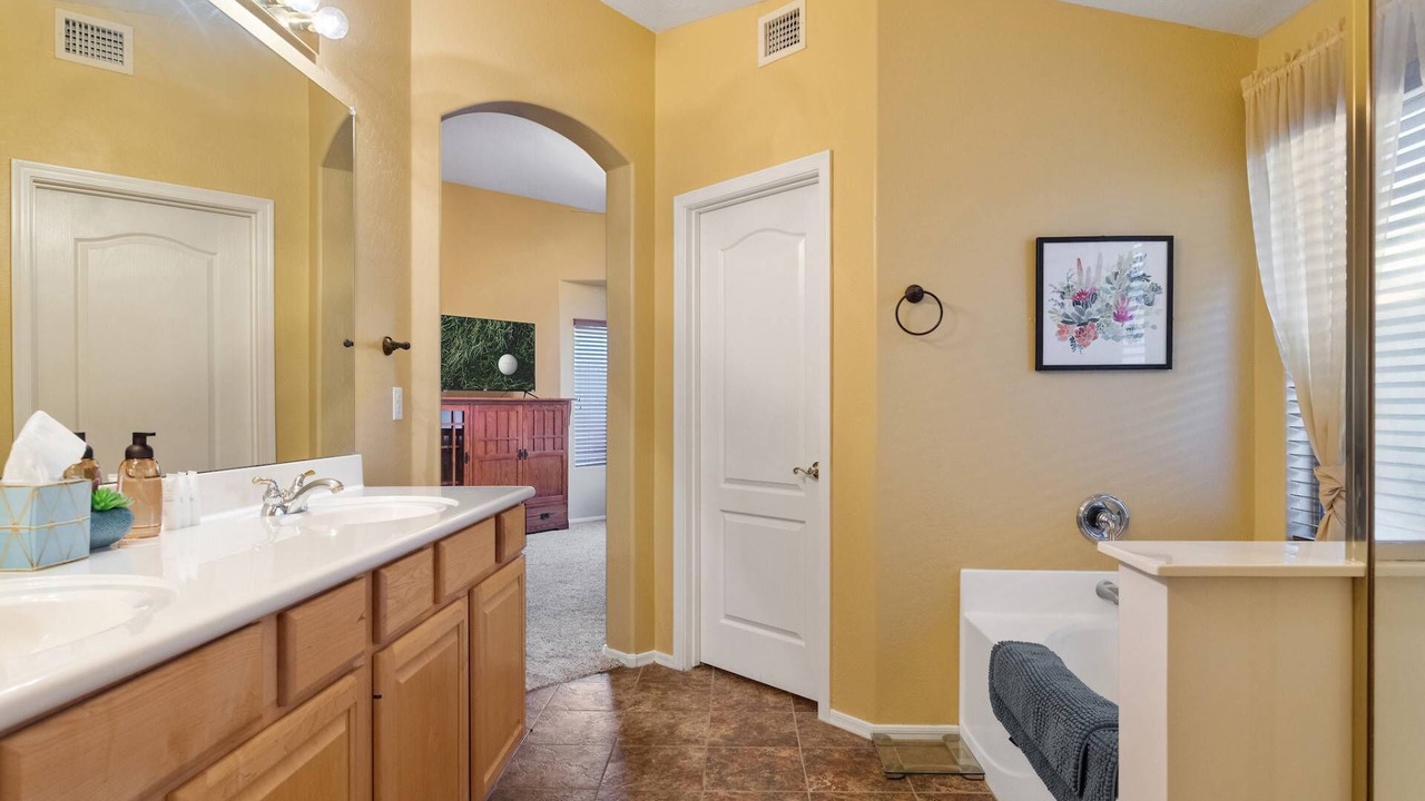 Photo of Bathroom in Gold Canyon