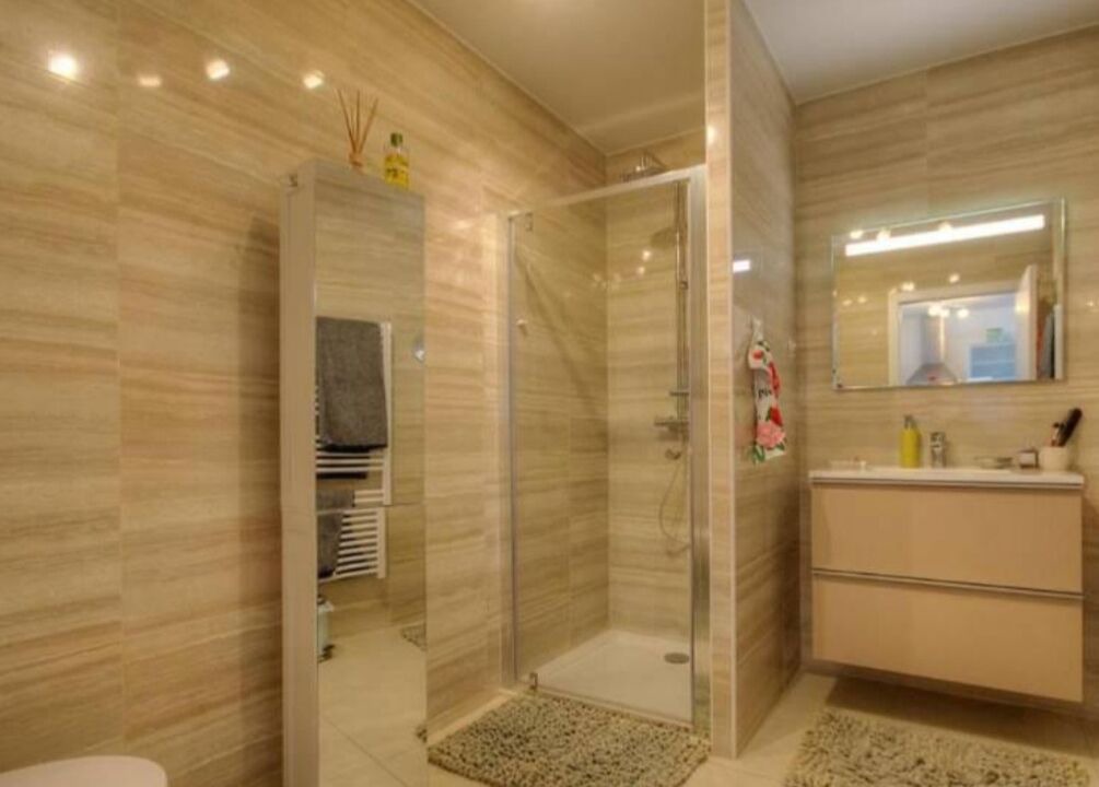 Photo of Bathroom in Residences du Golfe de Lava