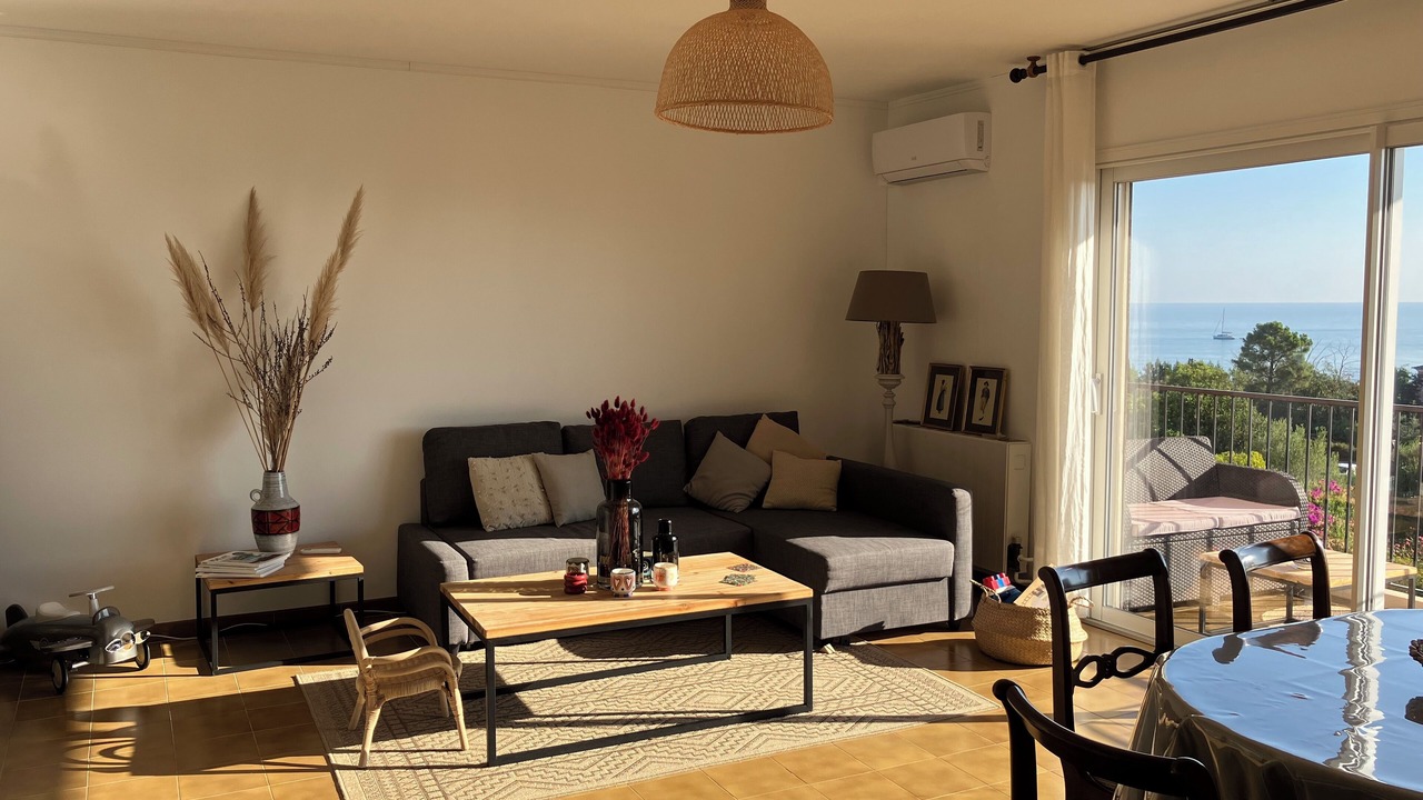 Photo of Livingroom in Solenzara