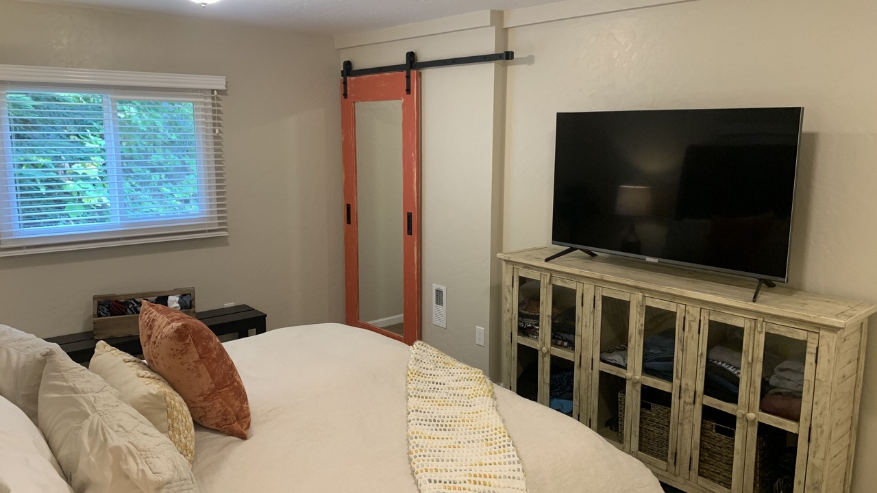 Photo of Bedroom in Wallace