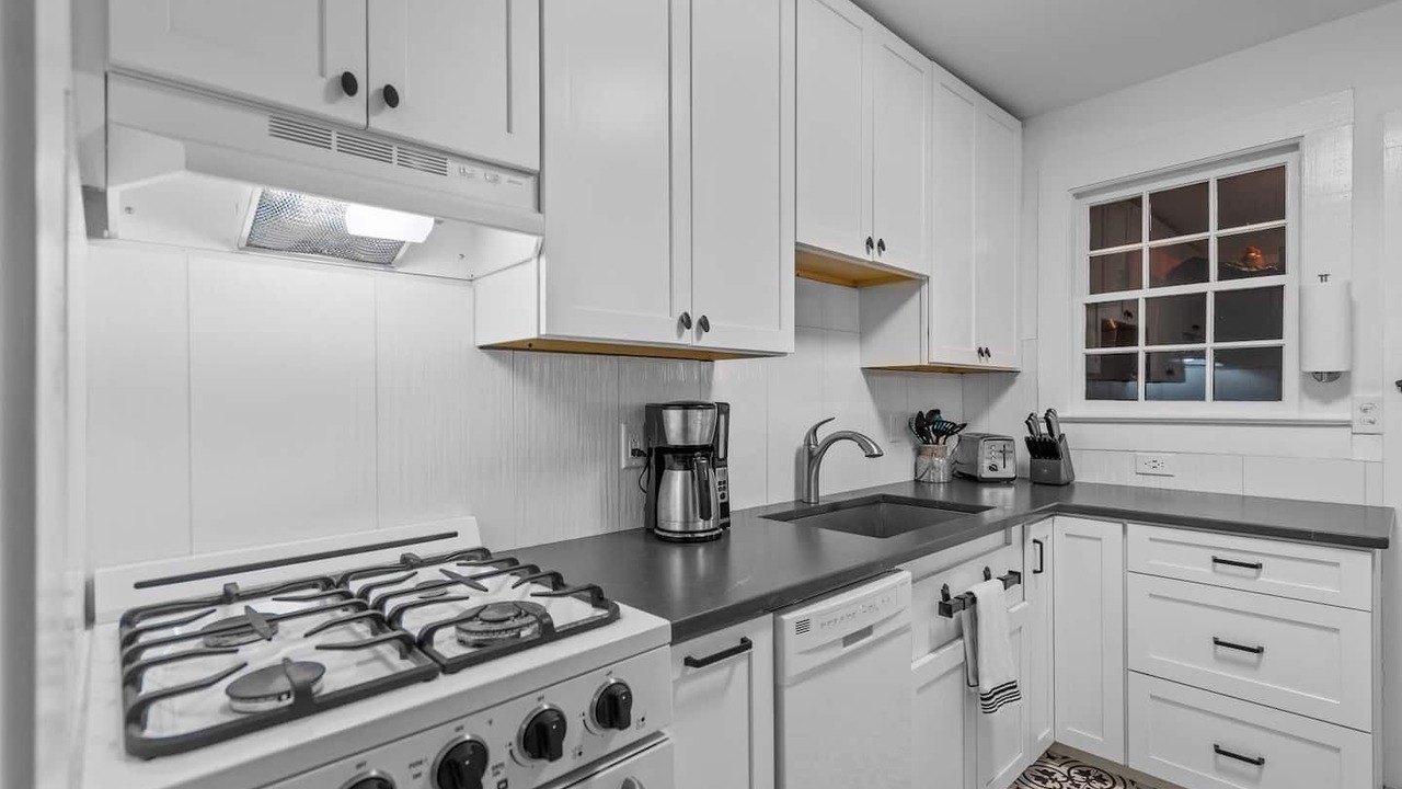 Photo of Kitchen in Wilmington Historic District