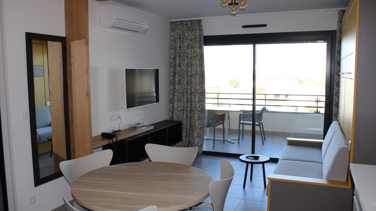 Photo of Livingroom in Arena