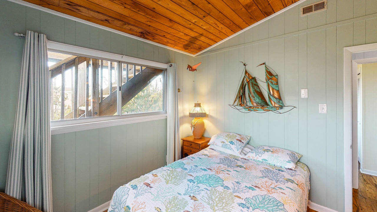 Photo of Bedroom in Sandbridge
