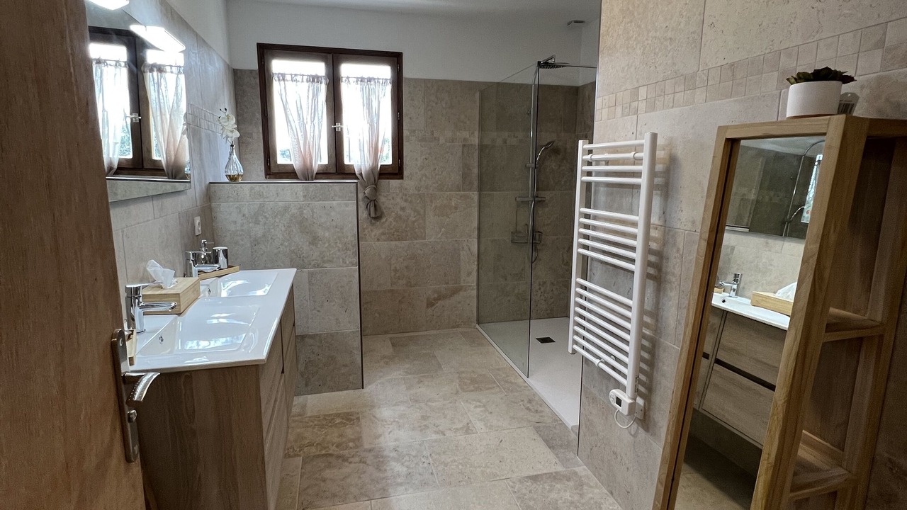 Photo of Bathroom in Ghisonaccia