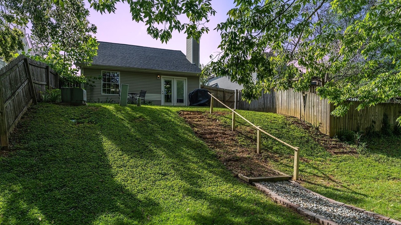 Photo of Outdoor in Lexington