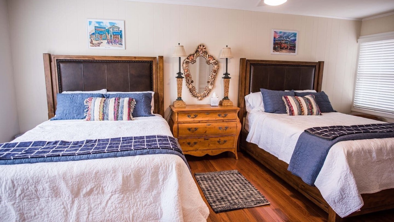 Photo of Bedroom in Chic's Beach