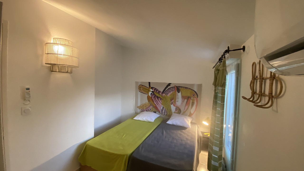 Photo of Bedroom in Prunete