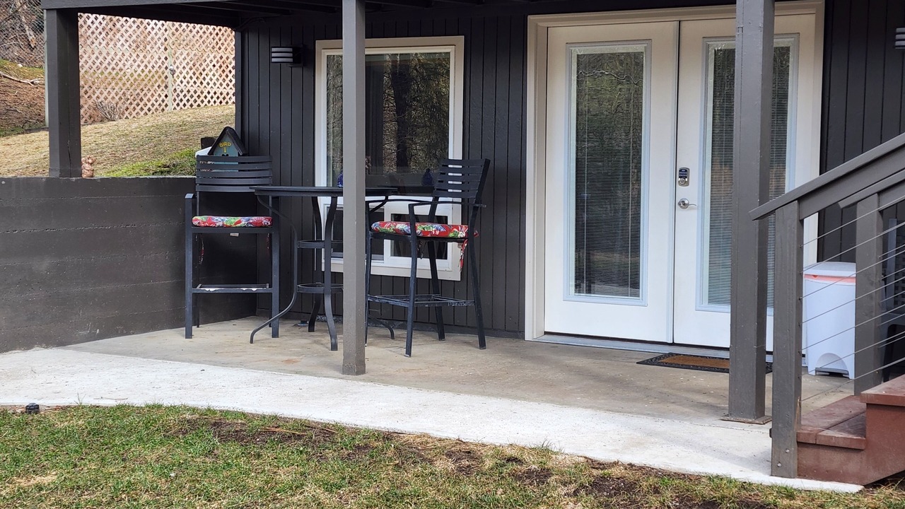 Photo of Outdoor in Colbert