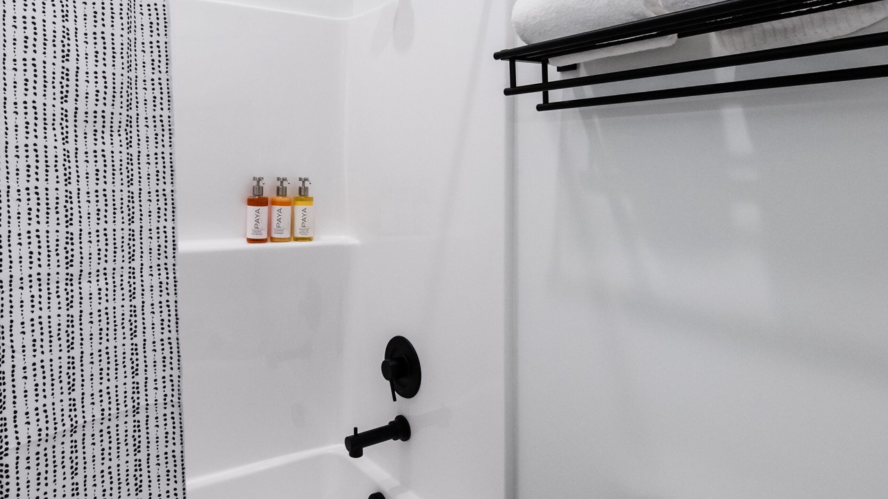 Photo of Bathroom in Garden City