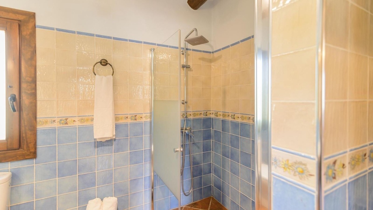 Photo of Bathroom in Orgiva