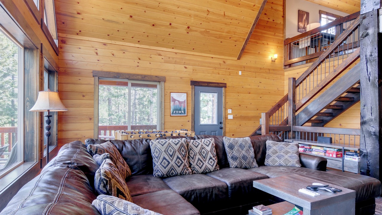 Photo of Livingroom in Mammoth Creek