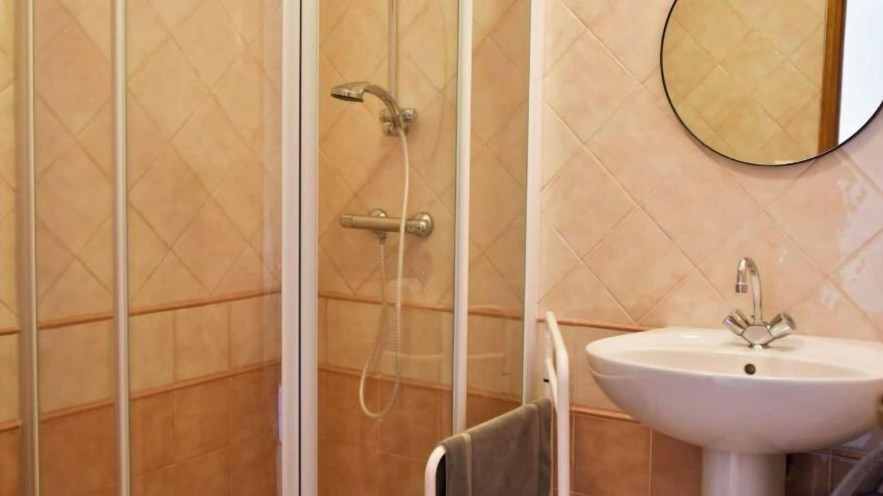 Photo of Bathroom in Farinole