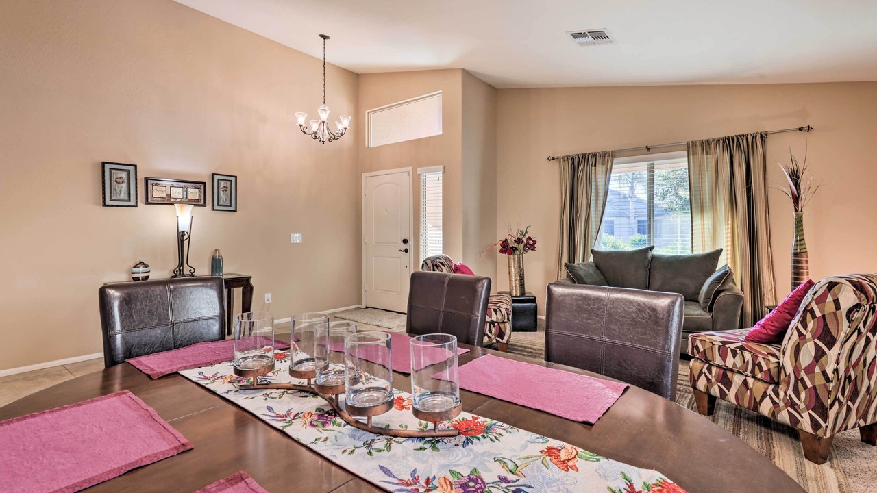 Photo of Livingroom in Maricopa