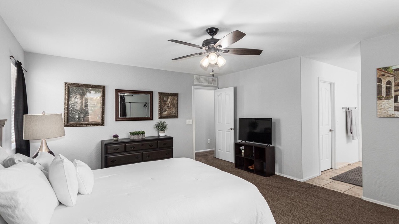 Photo of Bedroom in Pecan Creek