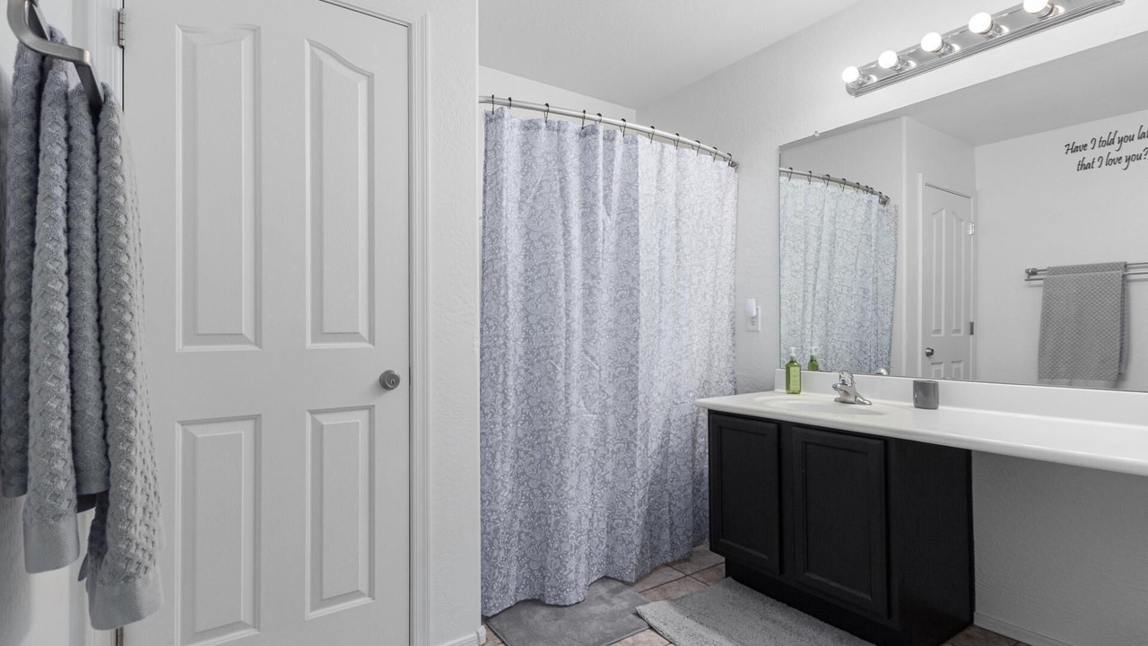 Photo of Bathroom in Pecan Creek
