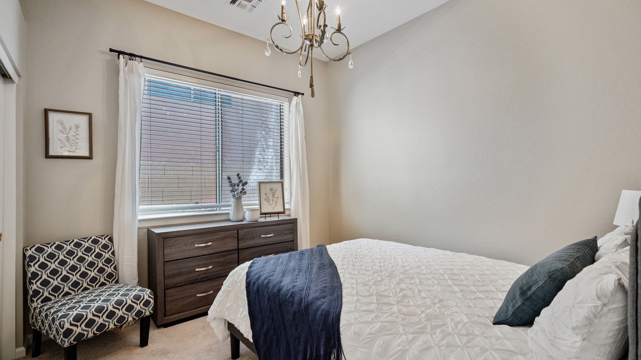 Photo of Bedroom in Paloma Paseo