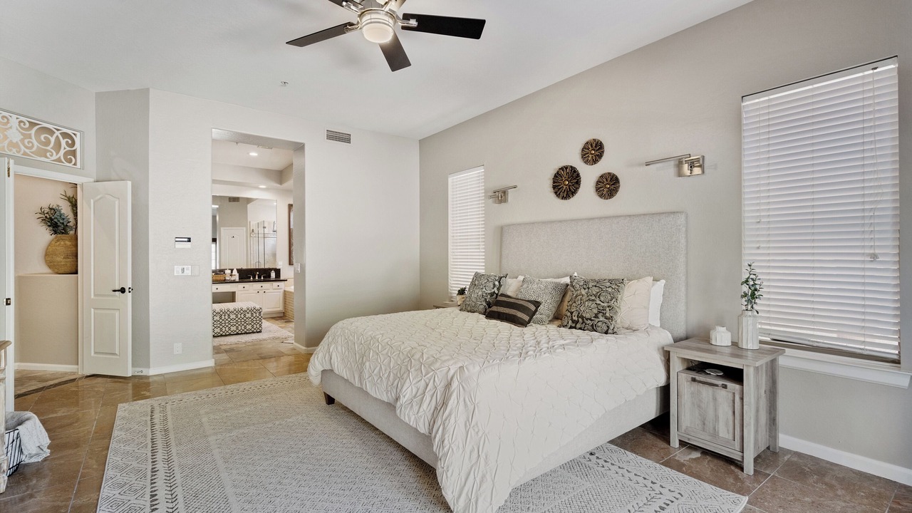 Photo of Bedroom in Paloma Paseo