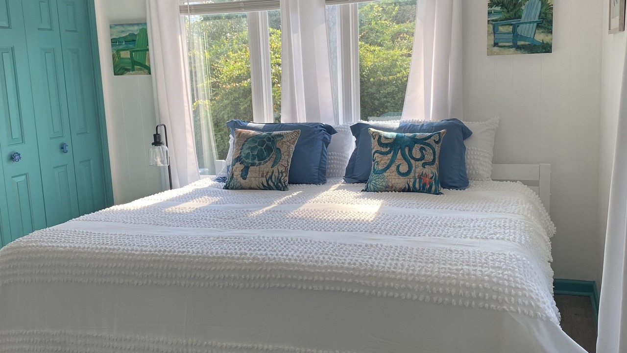 Photo of Bedroom in Newport