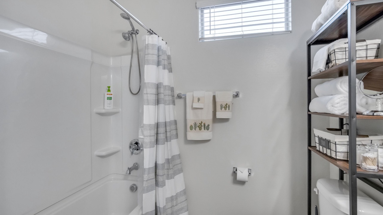 Photo of Bathroom in Magma Ranch