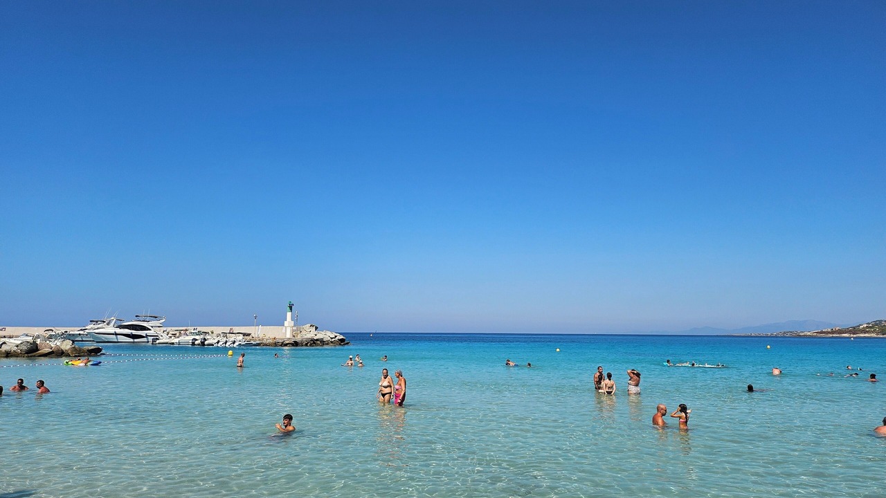 Photo of Others in Marine de Saint Ambroggio