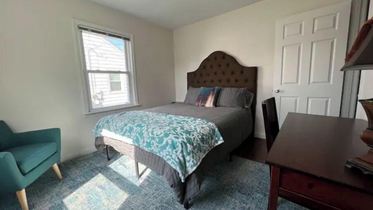 Photo of Bedroom in Beechmont
