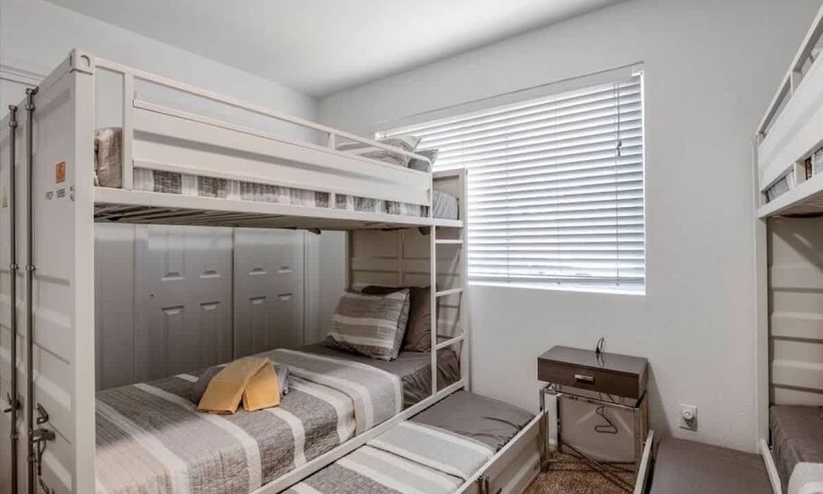 Photo of Bedroom in La Paz At Desert Springs