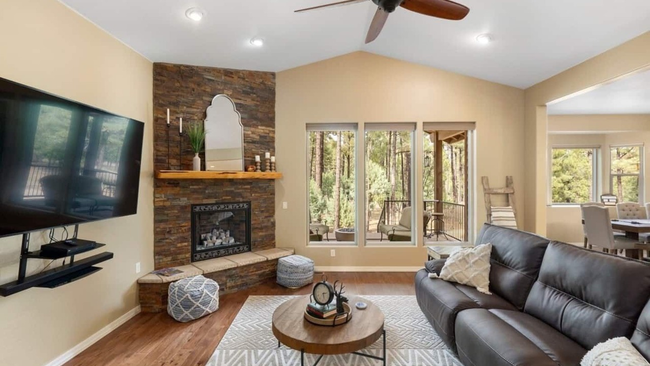 Photo of Livingroom in Show Low