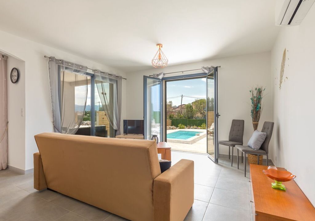 Photo of Livingroom in Lozari
