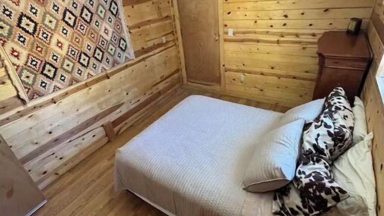 Photo of Bedroom in Alpine