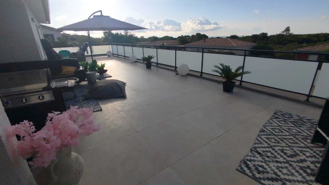 Photo of Patio Balcony in Ventiseri