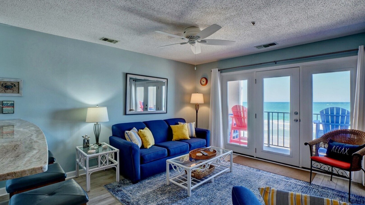 Photo of Livingroom in North Topsail Beach