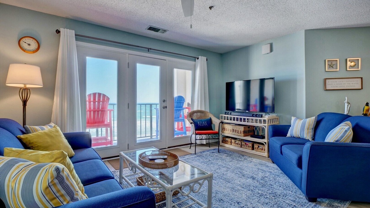 Photo of Livingroom in North Topsail Beach