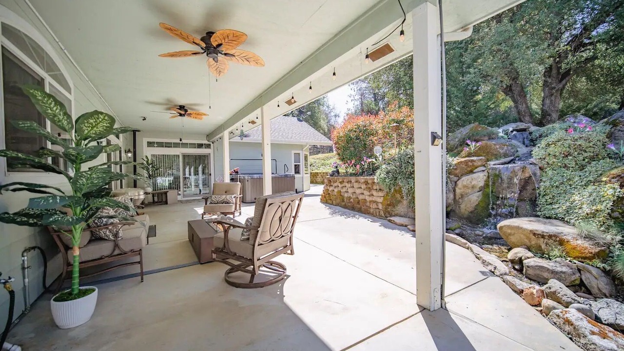 Photo of Patio Balcony in Oakhurst