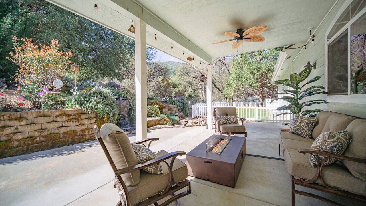 Photo of Patio Balcony in Oakhurst