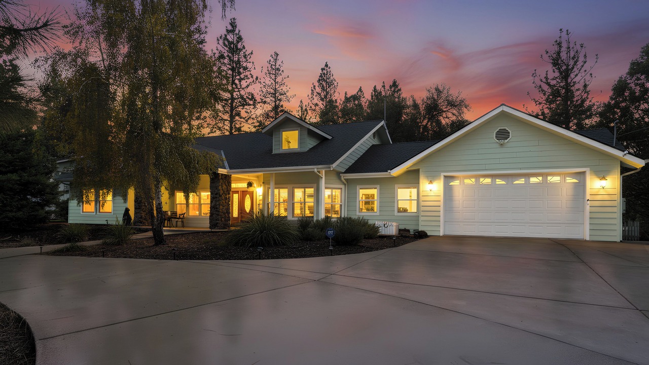 Photo of Outdoor in Oakhurst